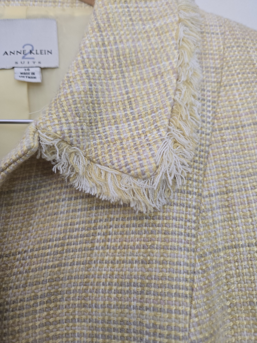 Anne Klein Cream Tweed Skirt Suit - Picture 5 of 12